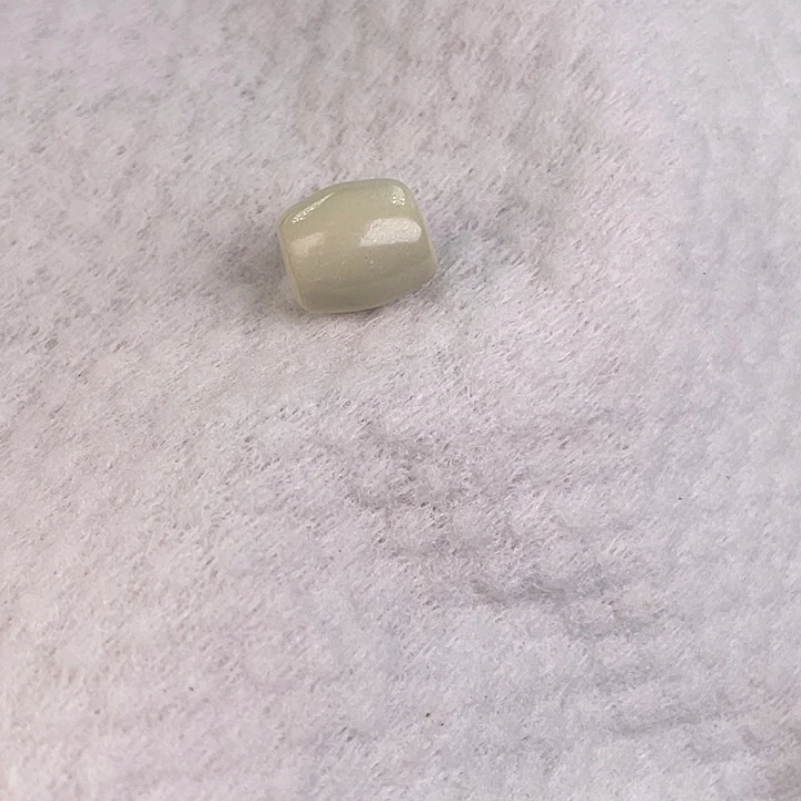 南红玛瑙未镶嵌珠宝奇石