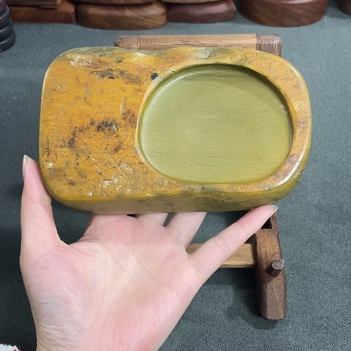 广东肇庆原石端砚