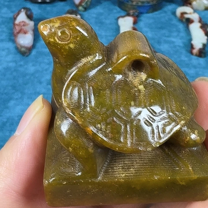 和田玉（糖玉）未镶嵌挂件