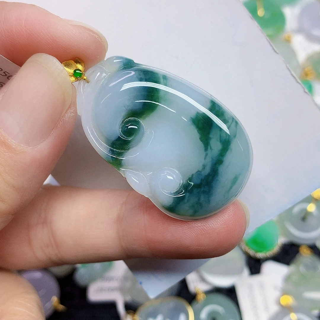 翡翠18K金镶嵌颈饰367789