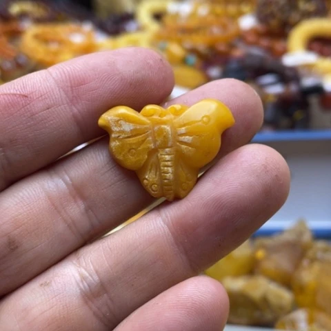 手串蜜蜡未镶嵌吊坠