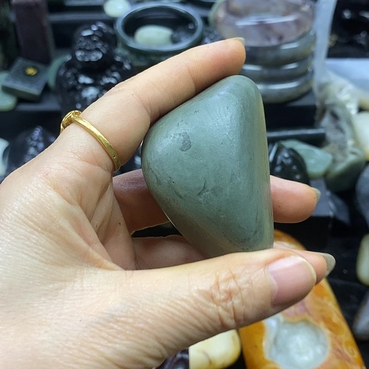 未镶嵌和田玉（糖玉）挂件