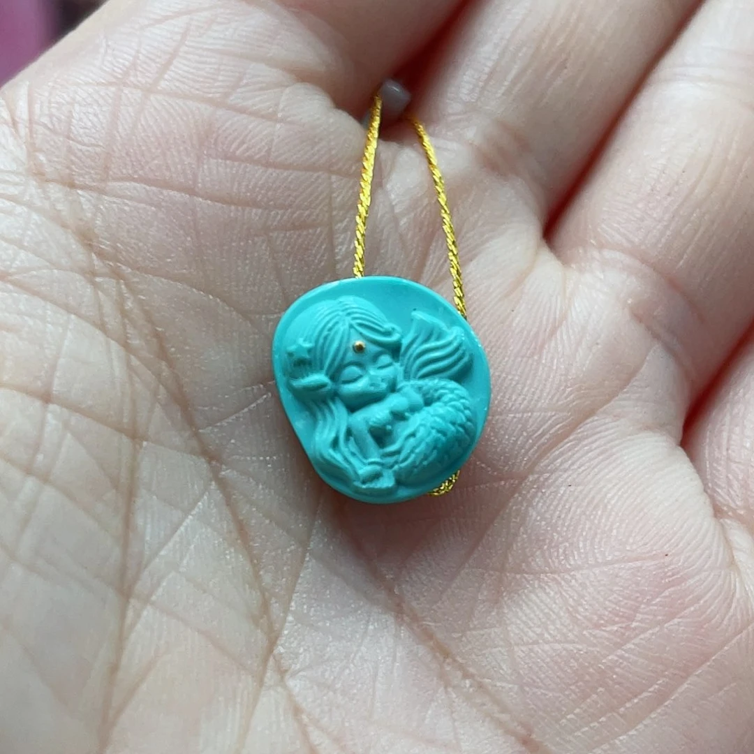 绿松石颈饰未镶嵌