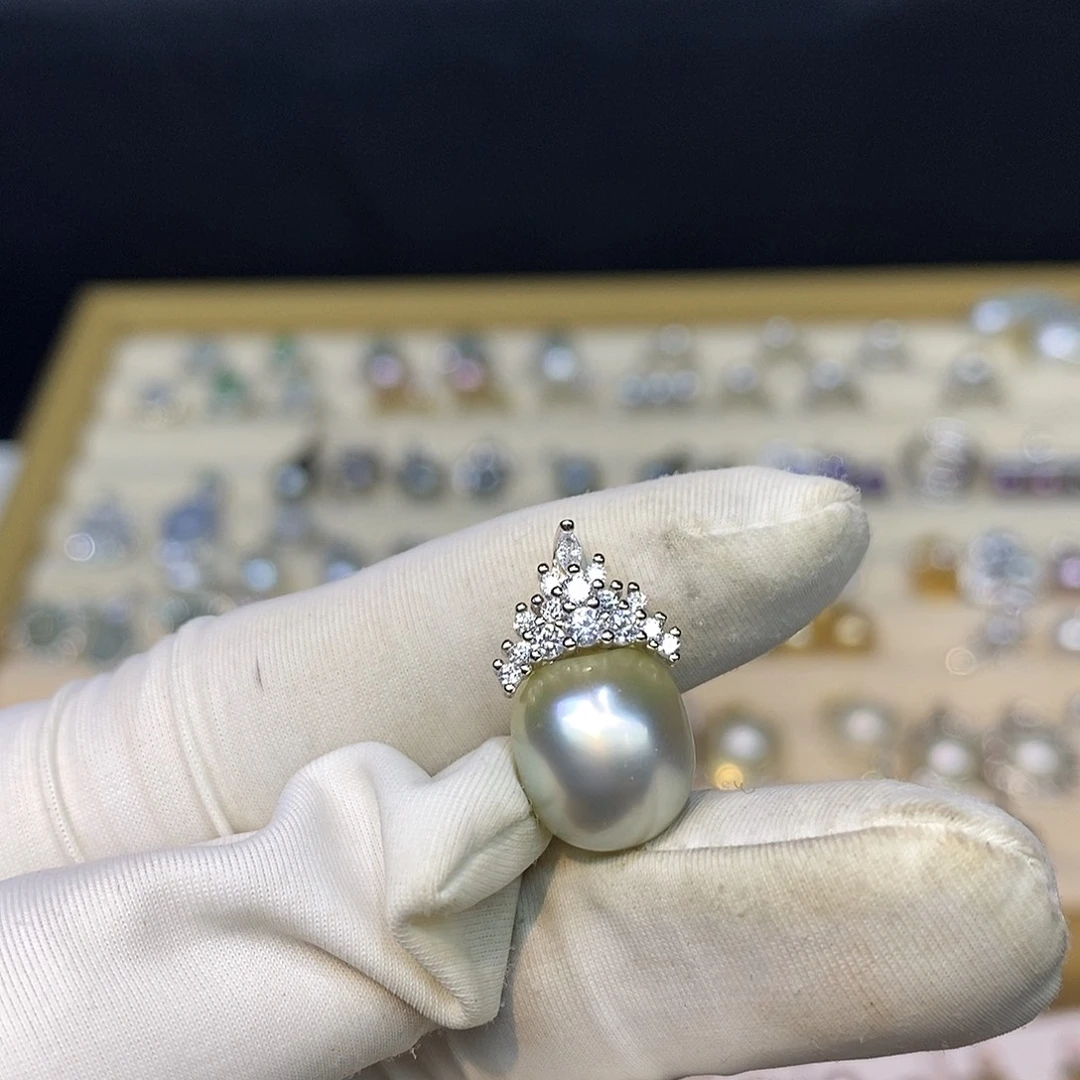 银S925镶嵌海水珍珠颈饰