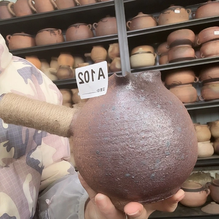 粗陶泥：纯手工制作烤茶罐