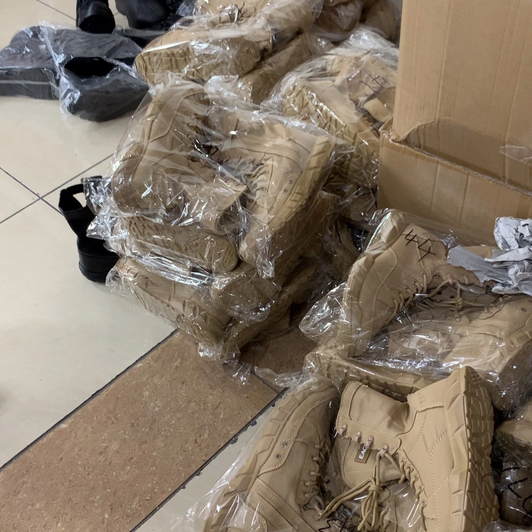 牛津布z超迁偏小一码 43 运动鞋码