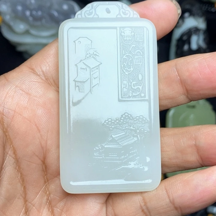 颈饰未镶嵌和田玉