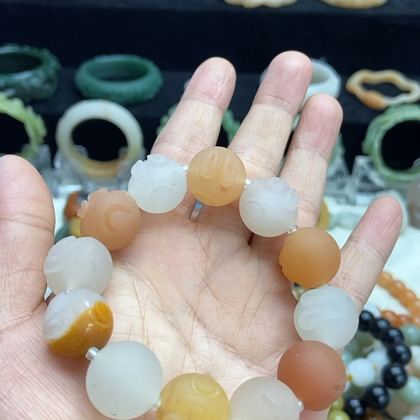【闪购商品】石英质玉手镯56未镶嵌云*躲