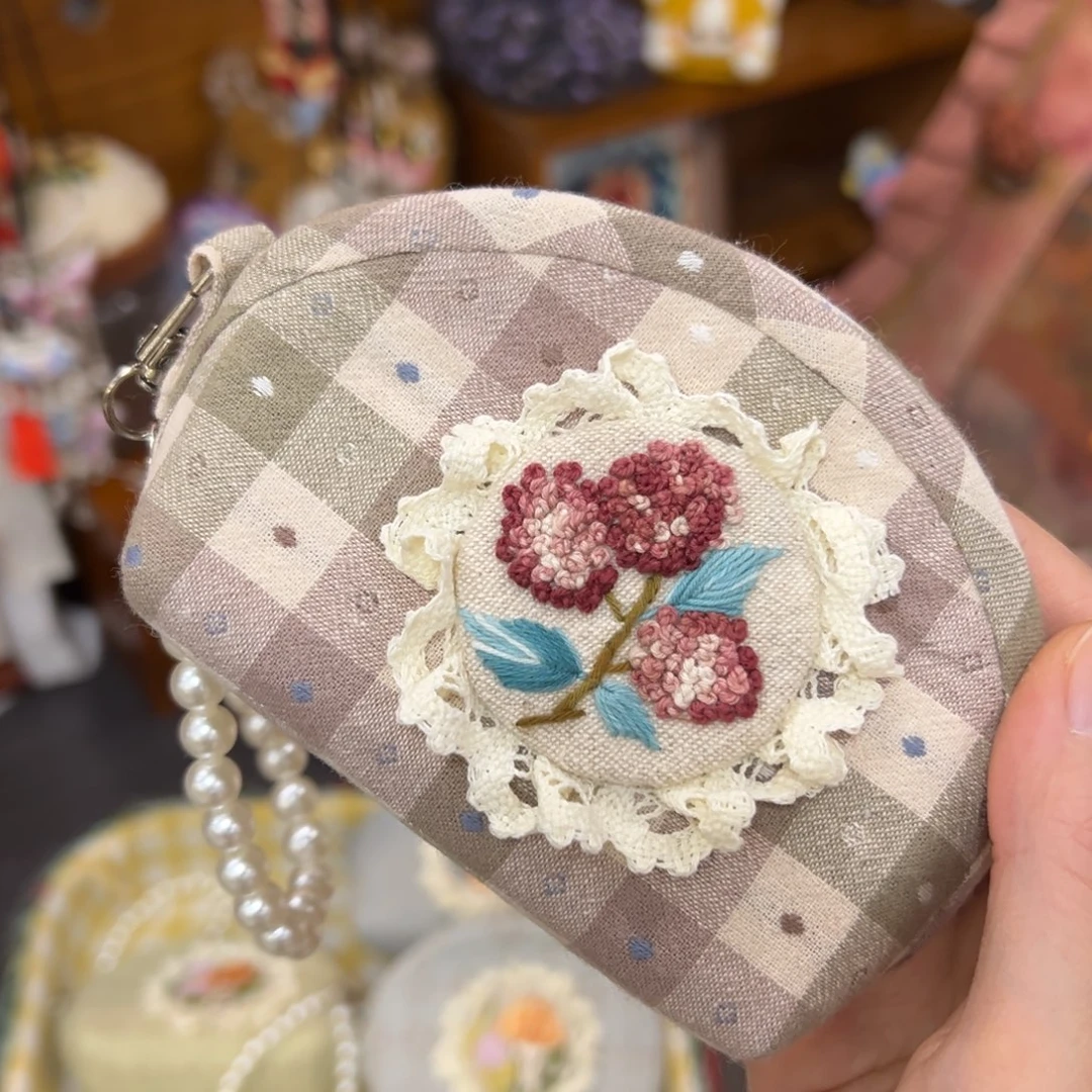 毛绒钩织刺绣手工包包玩偶居家用品