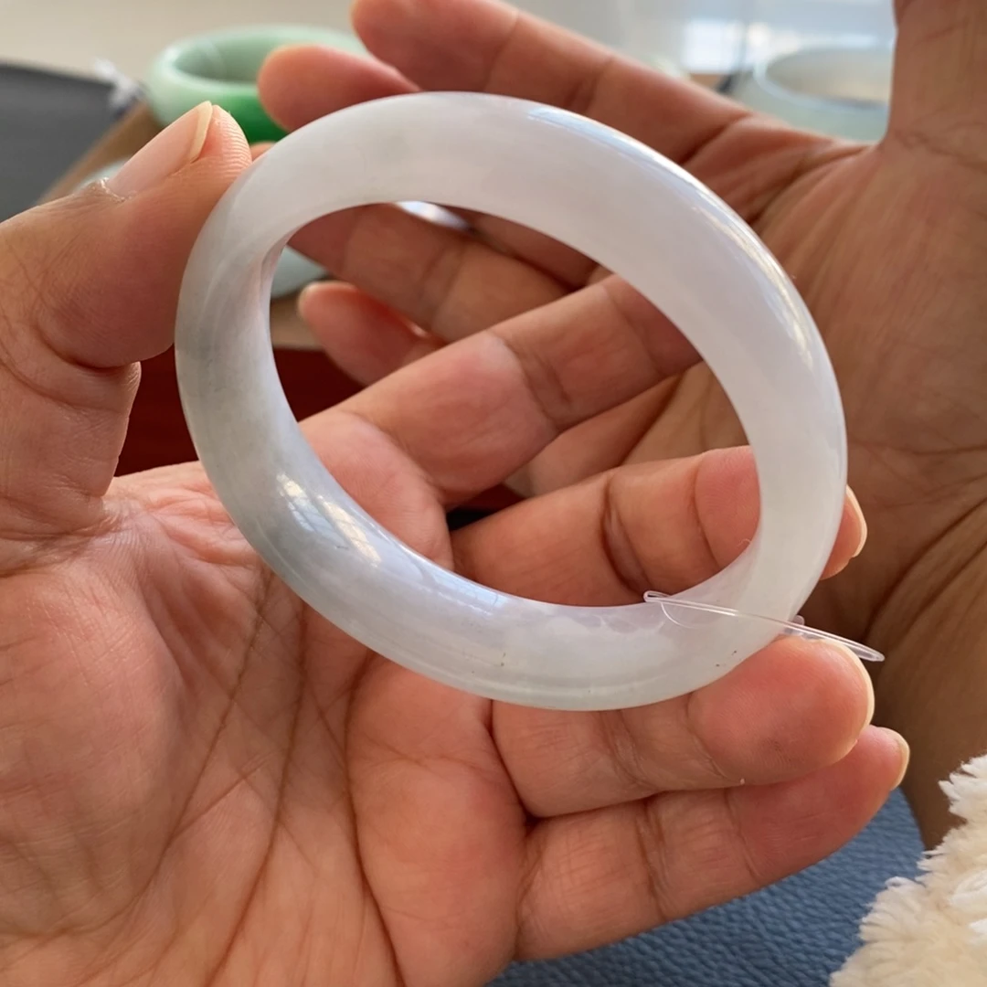 翡翠未镶嵌手镯天然翡翠手镯