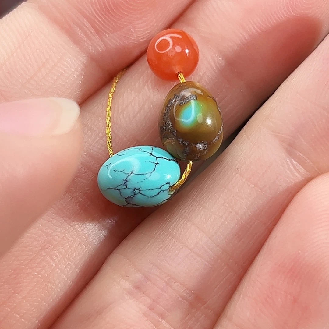 南红玛瑙未镶嵌珠宝奇石