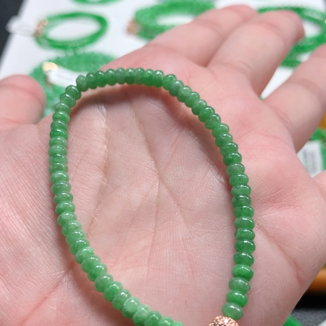 翡翠未镶嵌手链翡翠