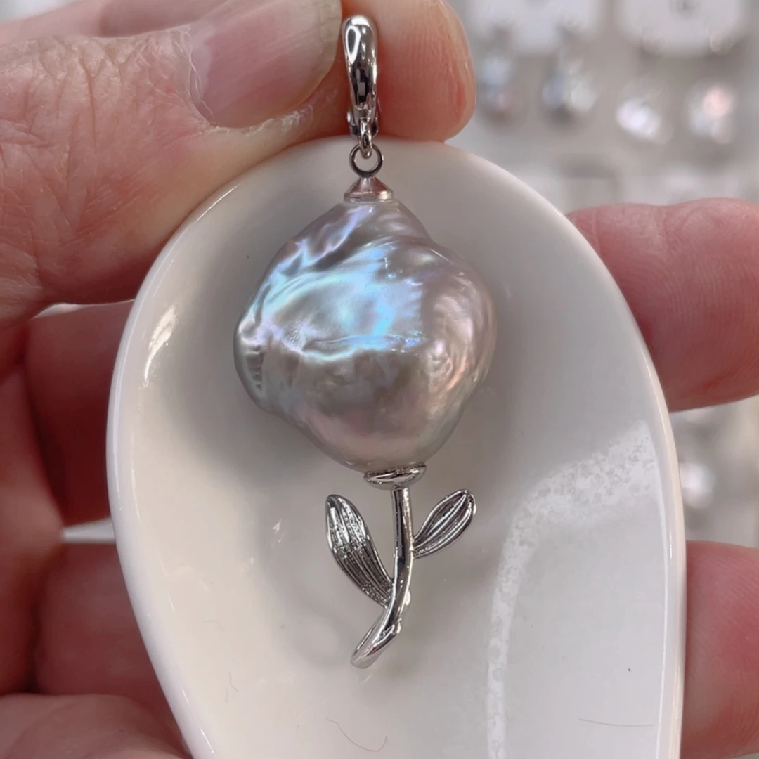 颈饰未镶嵌淡水珍珠