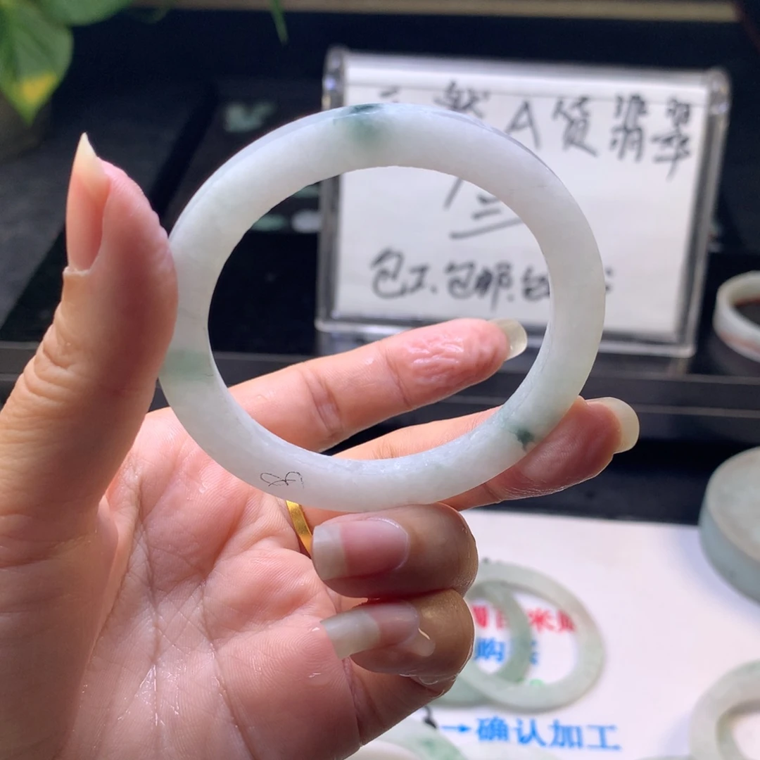 定制翡翠翡翠未镶嵌郭**e