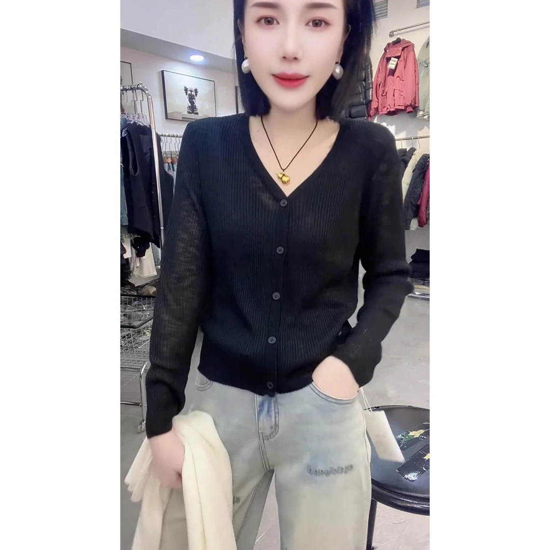 春夏款针织衫轻薄微透V领开衫长袖上衣弹力宽松显瘦打底衫