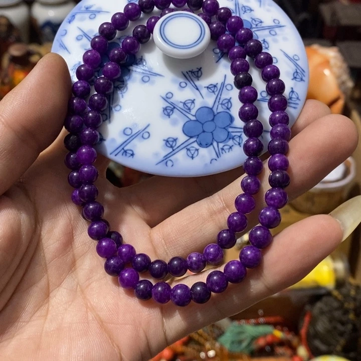 瓷器工艺精湛精细