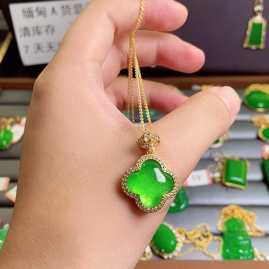 颈饰18K金镶嵌翡翠01