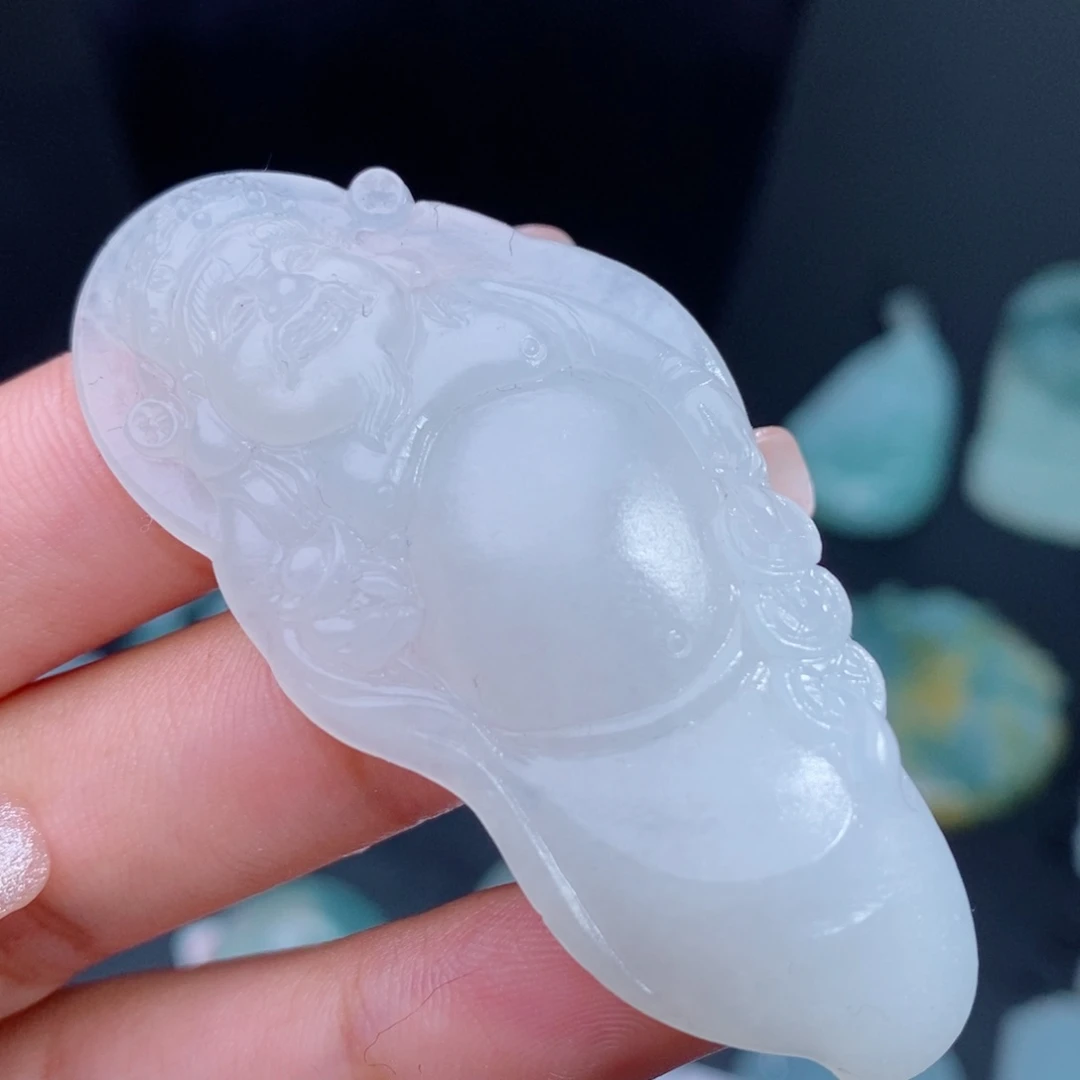 定制翡翠吊坠未镶嵌