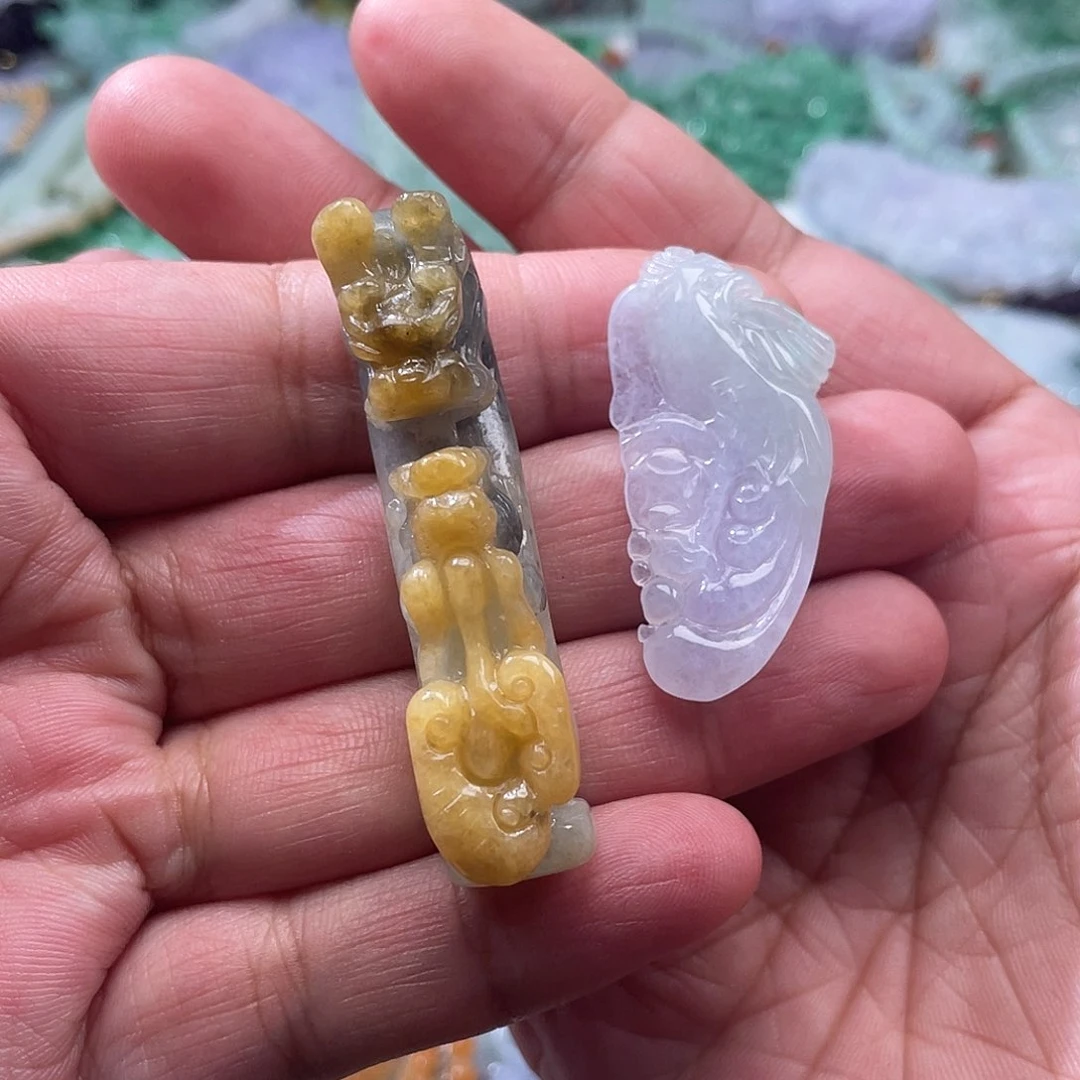翡翠未镶嵌颈饰翡玉缘翡翠