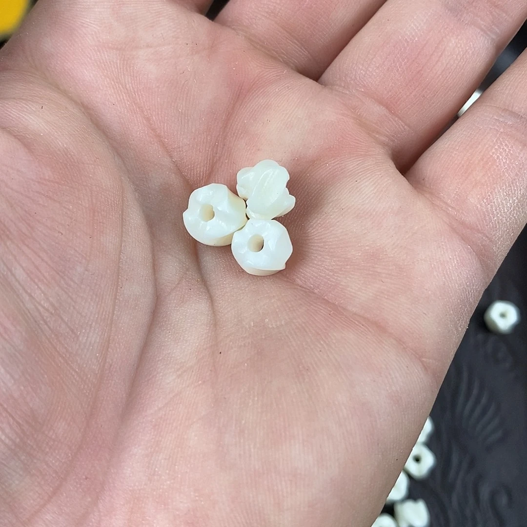 鹿骨手串/手链配饰28尺寸0.8发三个
