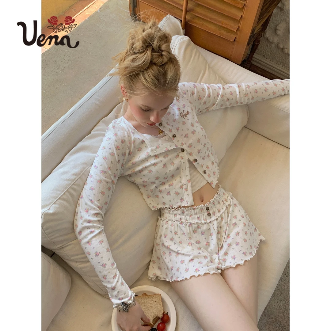 【娜娜专属】Uena白色碎花蕾丝花边背心吊带针织开衫休闲短裤套装