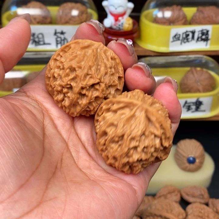 文玩核桃吊坠38苹果园