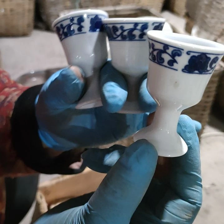 摆件陶瓷盘子碗啥都有