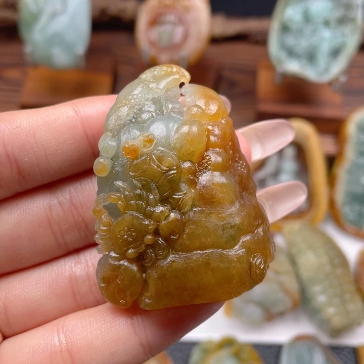 定制翡翠未镶嵌翡翠