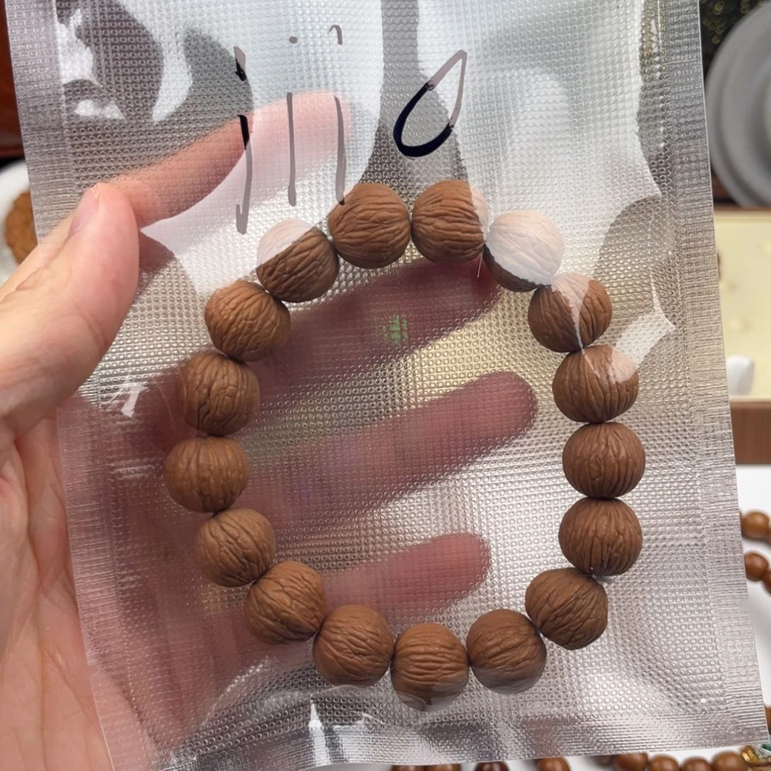 i***o猴头核桃手串11111