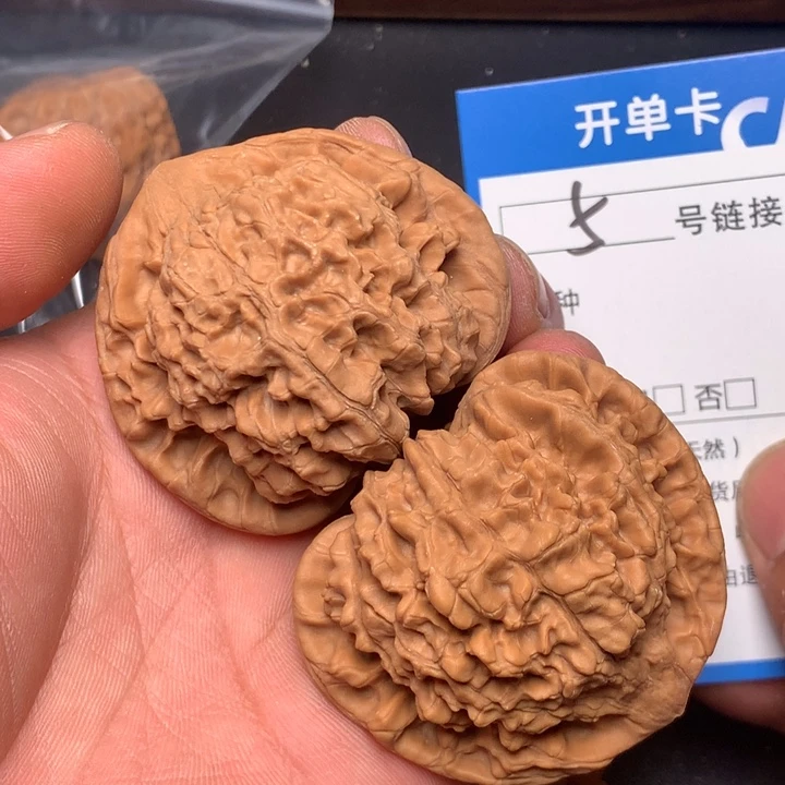 文玩核桃把件50官帽5