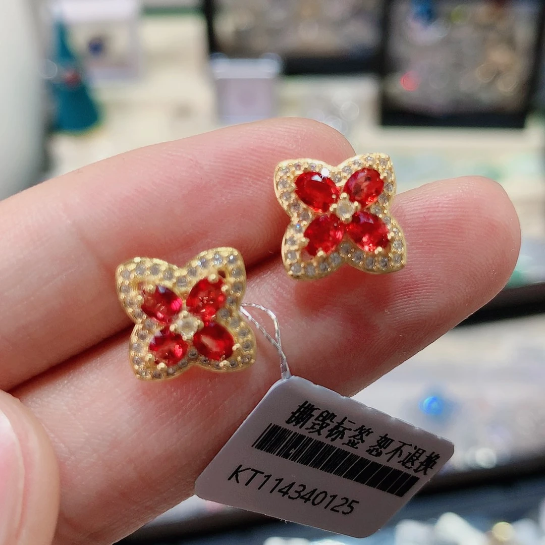 蓝宝石耳钉银S925镶嵌英*