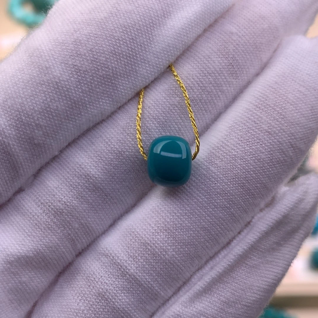 绿松石未镶嵌珠宝奇石8.5*7.2