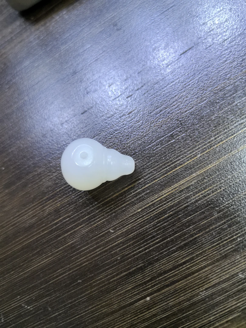 新疆和田玉俄料三通