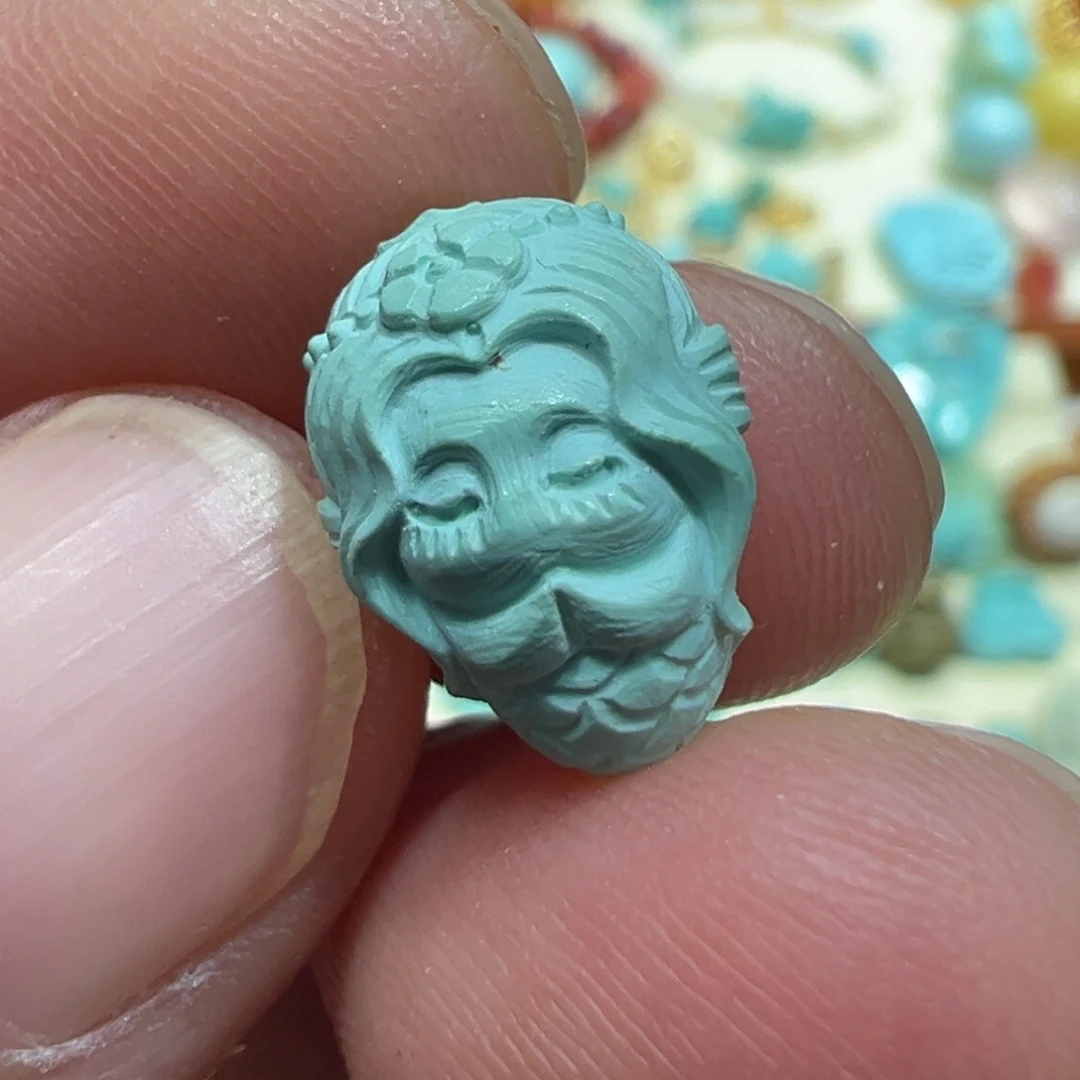 未镶嵌绿松石颈饰