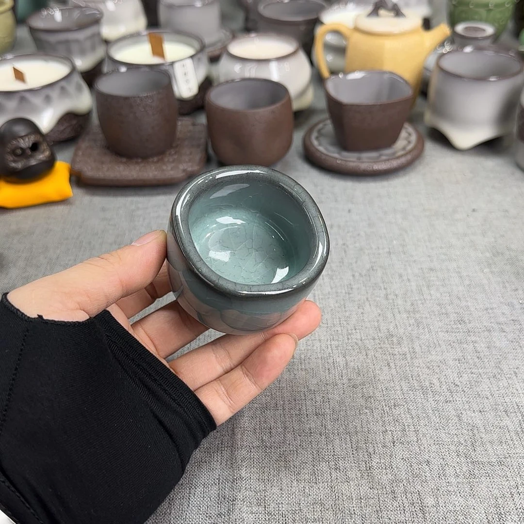 茶器黄先生正在直播