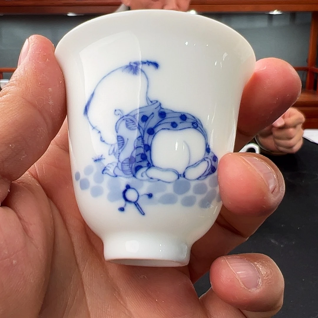 青花童子铃铛杯一级品