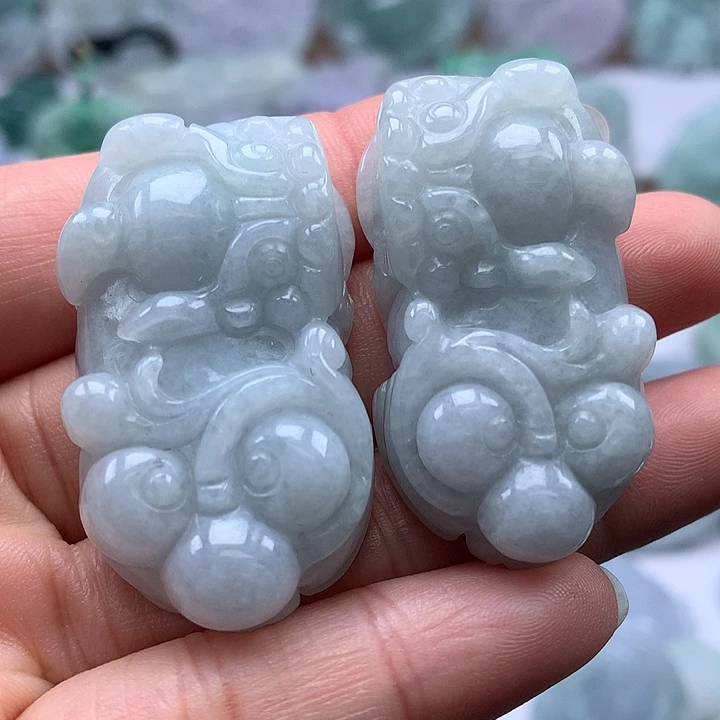 翡翠未镶嵌颈饰貔貅一对福利