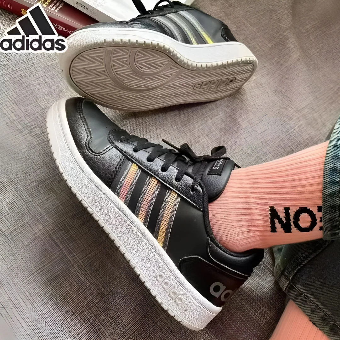 Adidas阿迪达斯女子夏秋经典三条杠舒适低帮运动休闲鞋板鞋FW3536