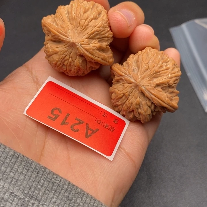 吊坠文玩核桃核桃
