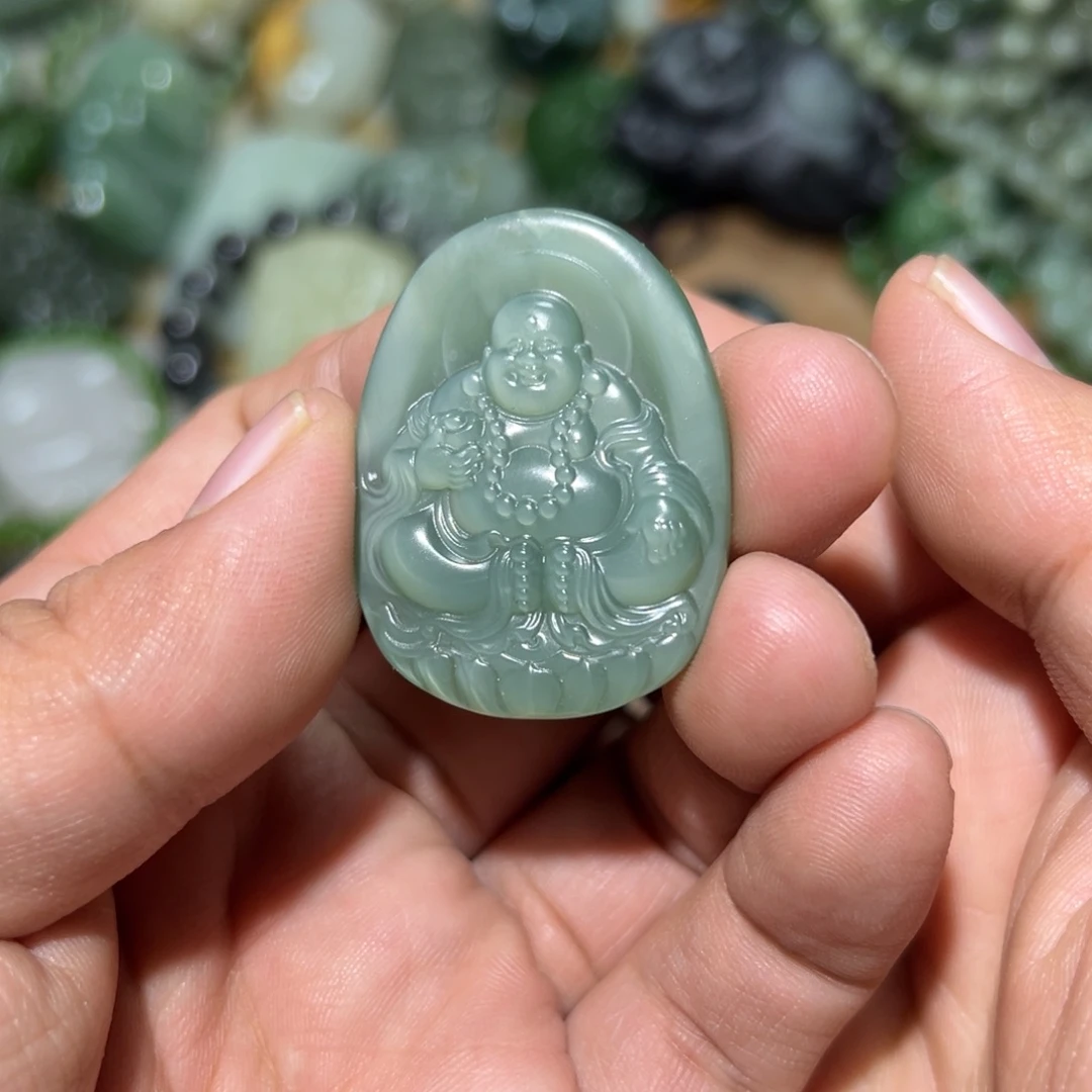 和田玉未镶嵌车挂