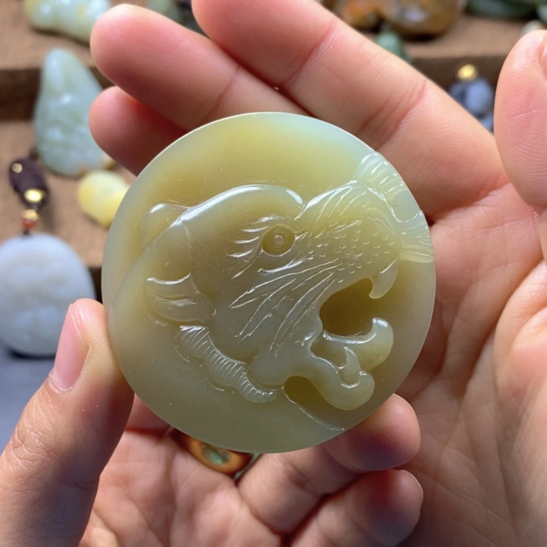 未镶嵌和田玉挂件