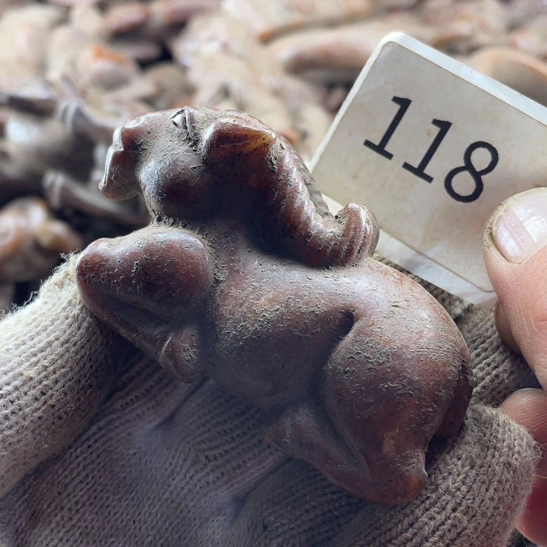 和田玉（糖玉）未镶嵌挂件