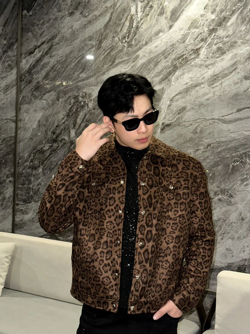 【嘉衫】2025秋冬新款 男士复古潮流豹纹加绒夹克加厚外套JK555