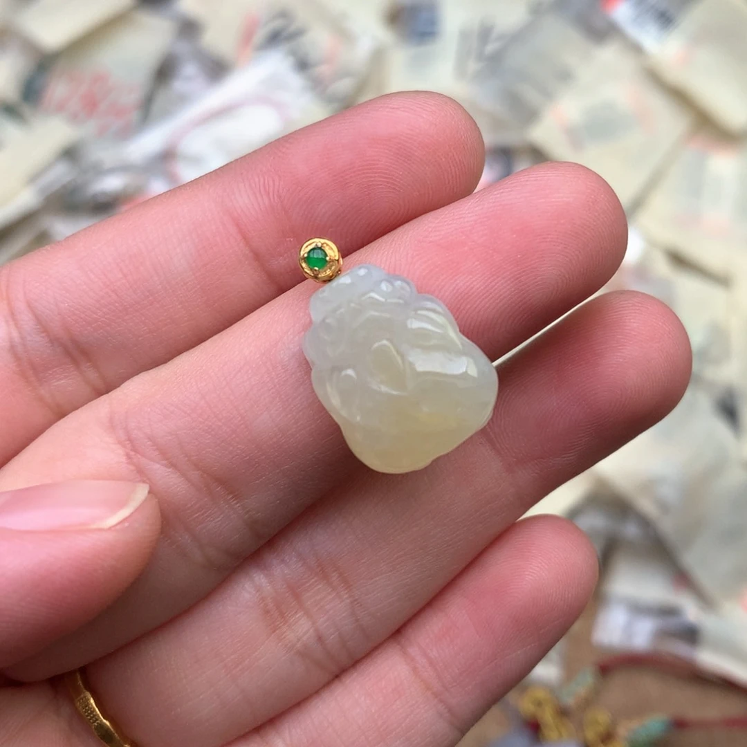 【闪购商品】18K金镶嵌挂件翡翠一