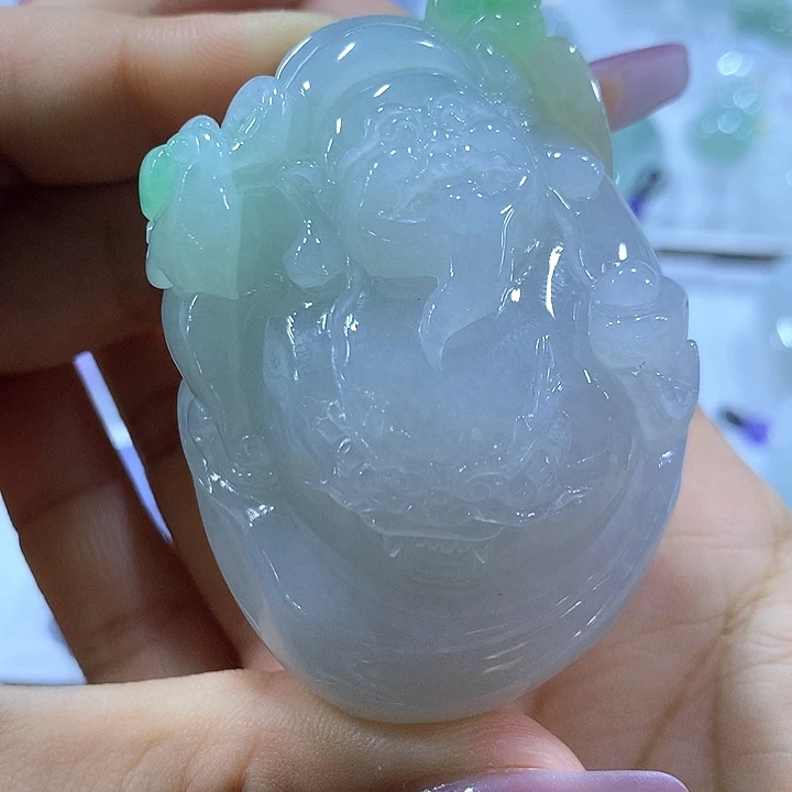 翡翠未镶嵌颈饰天然翡翠A货吊坠