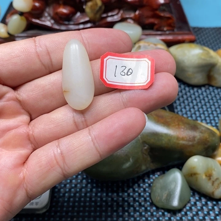 未镶嵌和田玉把件130