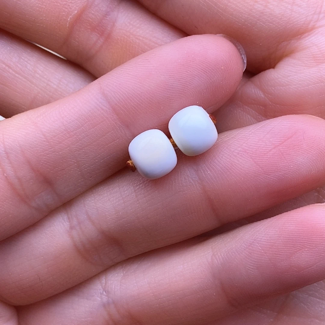 琥珀裸石未镶嵌平**真8mm 蜜蜡珠子