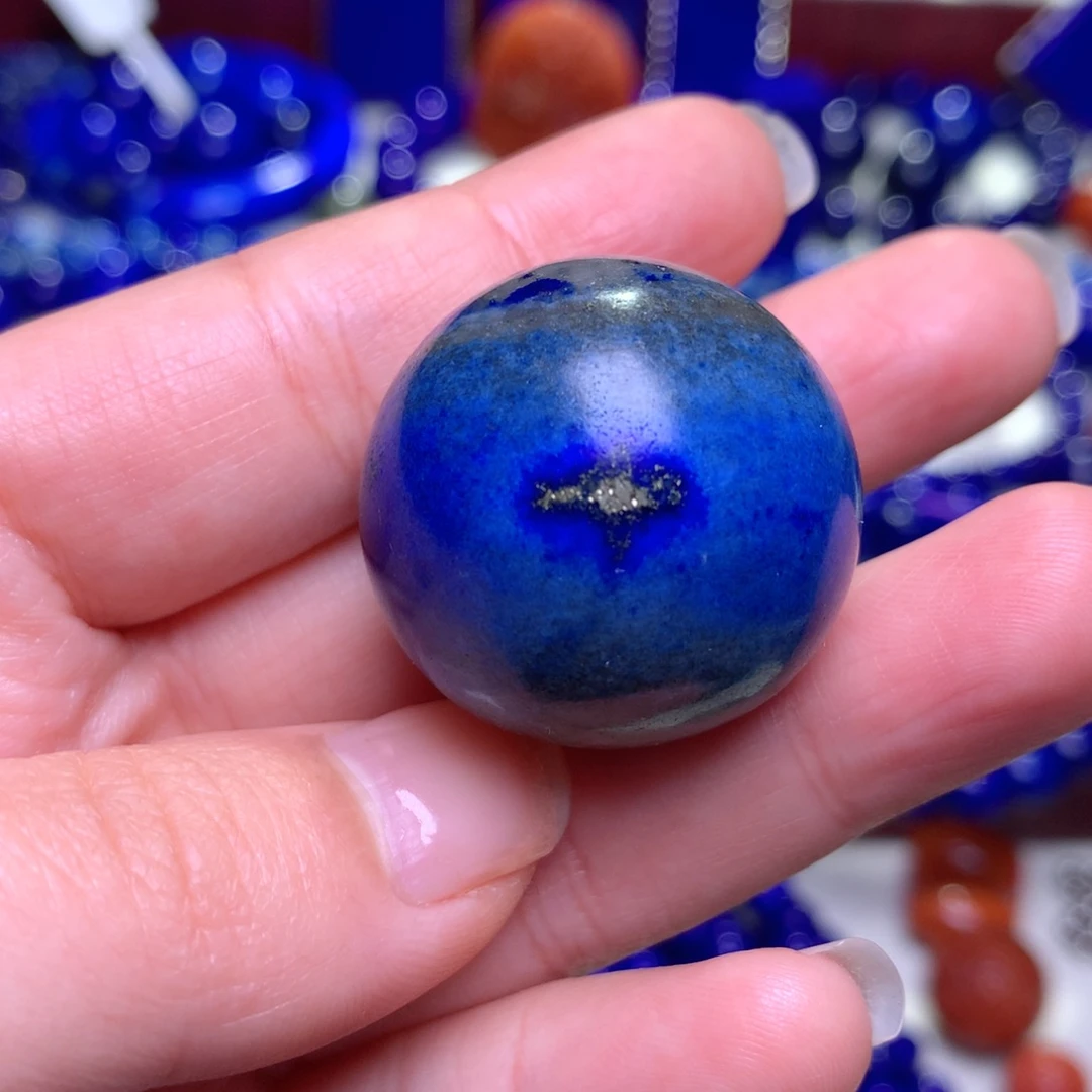 青金石未镶嵌28m挂件