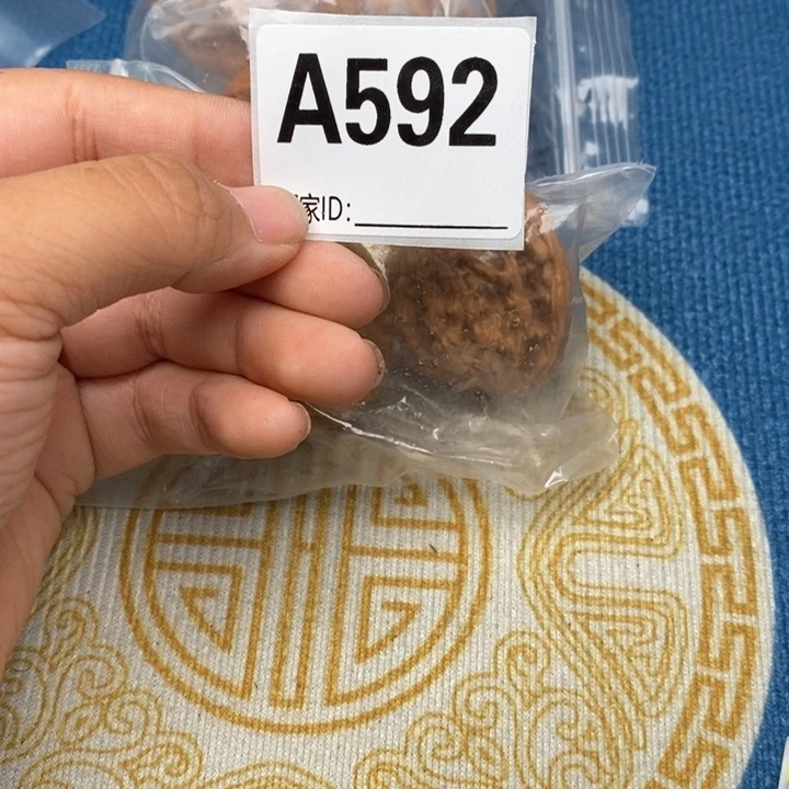 文玩核桃把件核桃