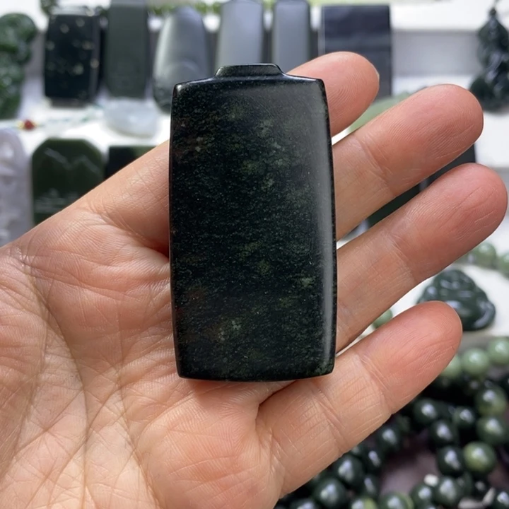 康***和田玉（青玉）未镶嵌珠宝奇石